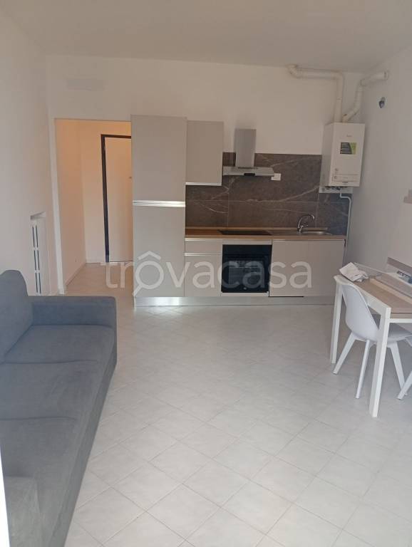 appartamento in affitto a Lodi in zona Città Bassa