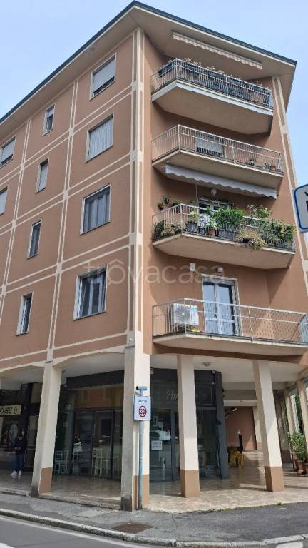 appartamento in affitto a Lodi in zona Fanfani