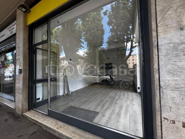 negozio in affitto a Lodi in zona Corso Mazzini