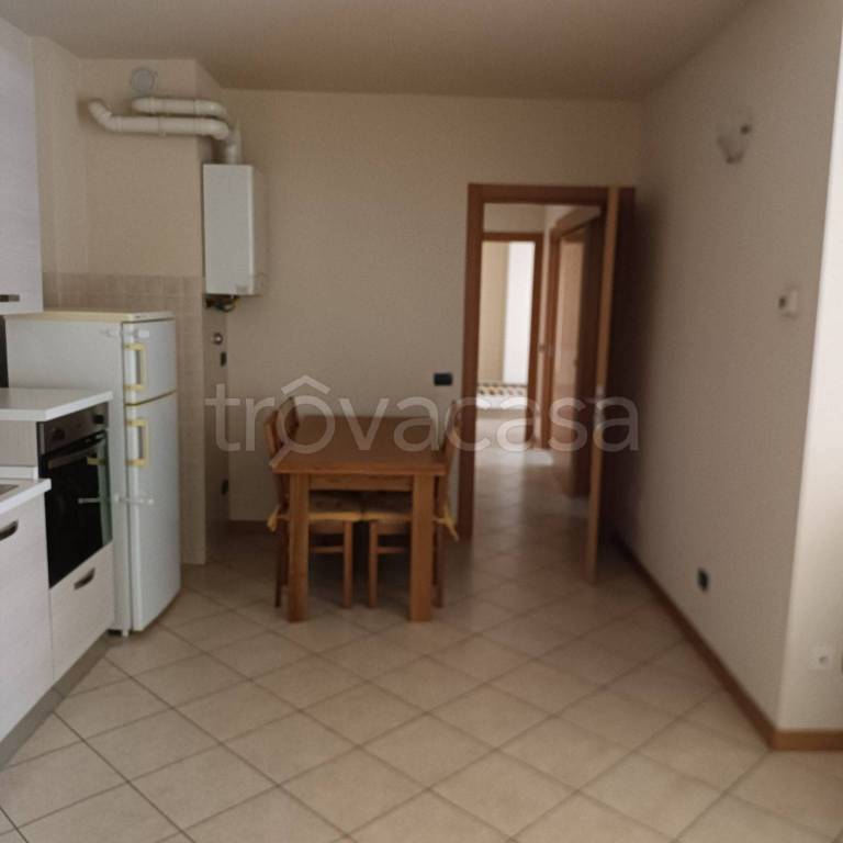 appartamento in affitto a Lodi in zona Fanfani