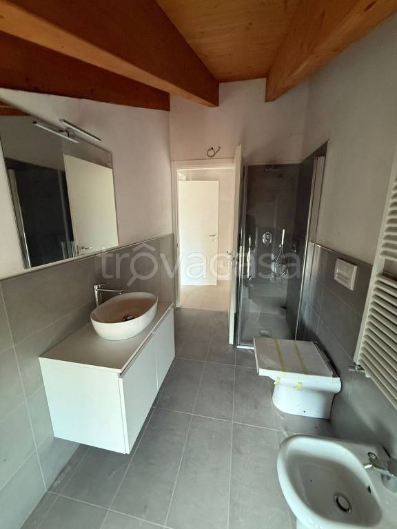 appartamento in affitto a Lodi in zona Città Bassa