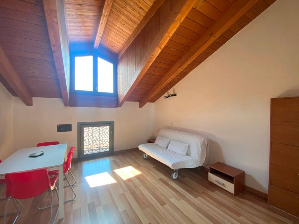 appartamento in affitto a Lodi in zona Città Bassa