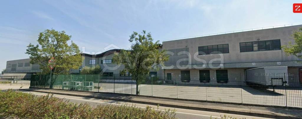 locale commerciale in affitto a Massalengo