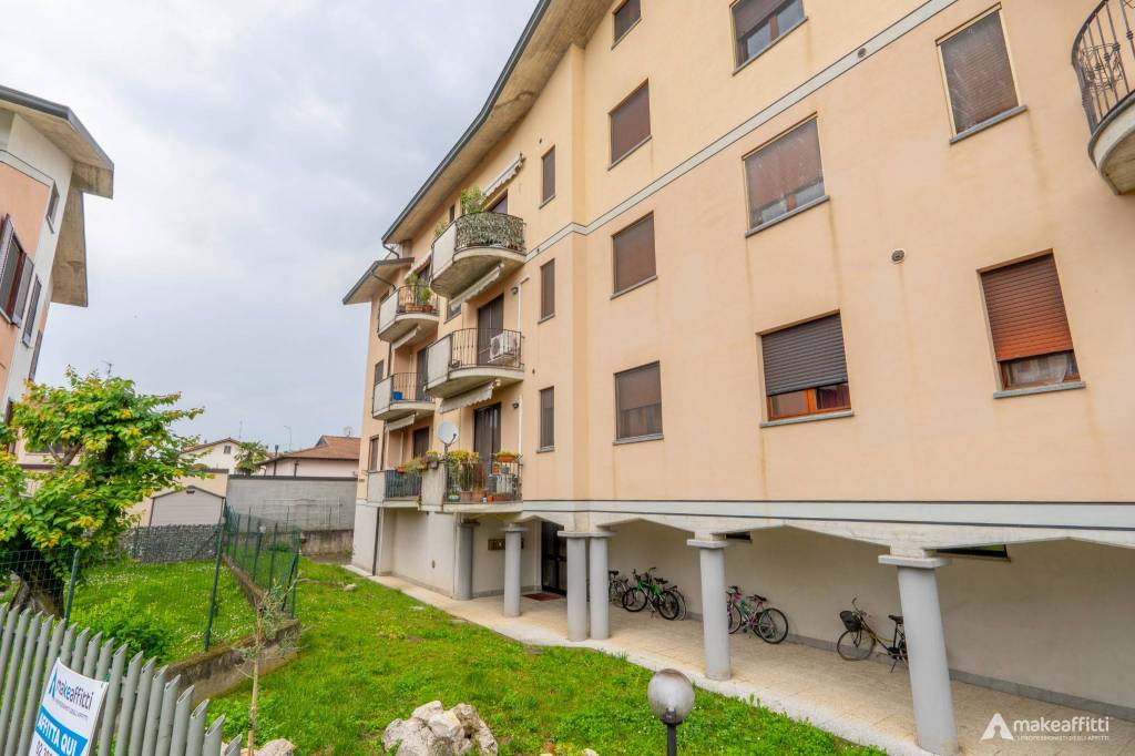 appartamento in affitto a Zelo Buon Persico