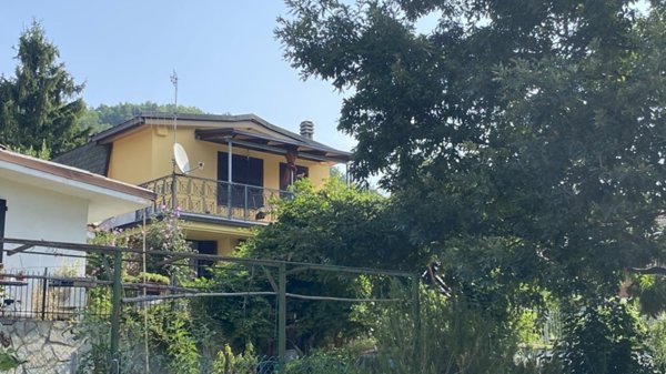 casa indipendente in affitto a Ponzone