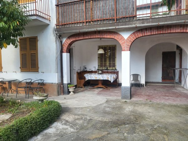 appartamento in affitto a Stazzano