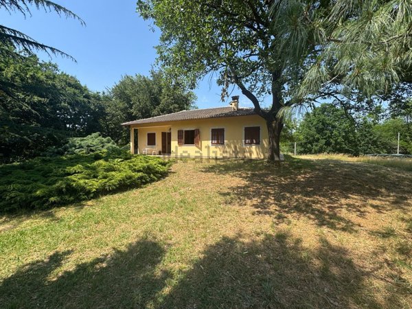 casa indipendente in affitto a Tassarolo
