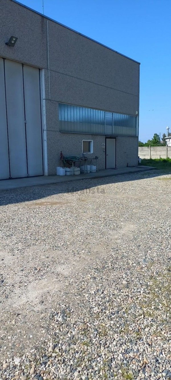 capannone in affitto a Terruggia