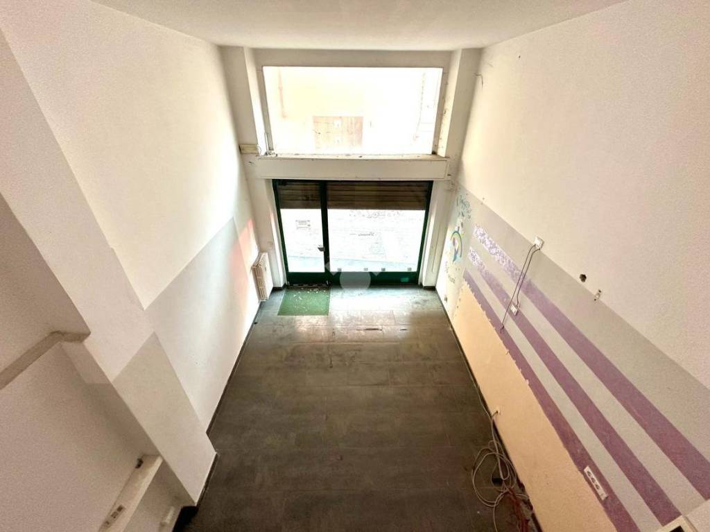 negozio in affitto a Tortona in zona Centro Storico
