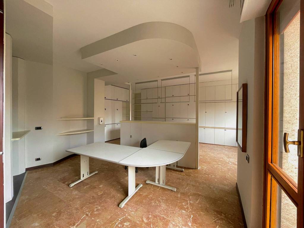 ufficio in affitto a Tortona in zona Centro Storico