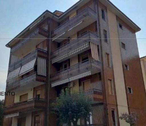 pentavano in affitto a Tortona
