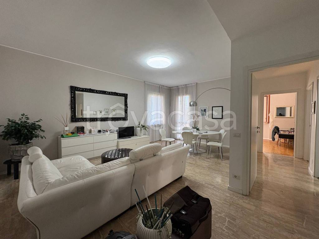 appartamento in affitto a Tortona