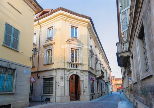 appartamento in affitto a Tortona in zona Centro Storico