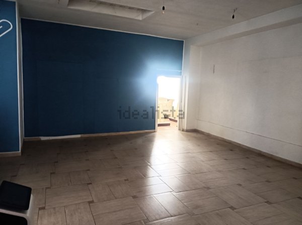 locale commerciale in affitto a Tortona in zona Centro Storico