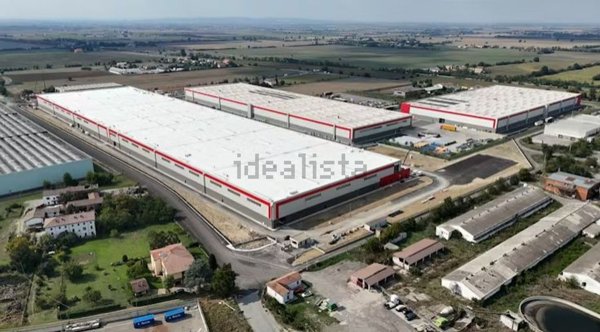 locale di sgombero in affitto a Tortona
