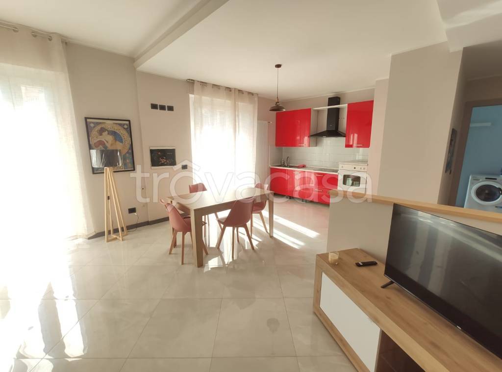 appartamento in affitto a Valenza