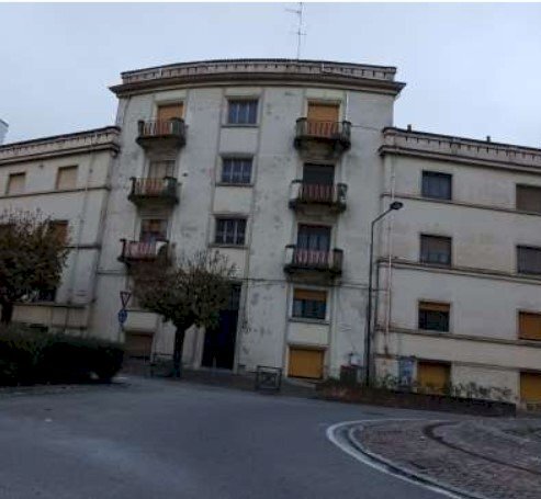 quadrivano in affitto a Valenza