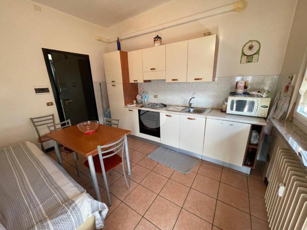 appartamento in affitto a Valenza