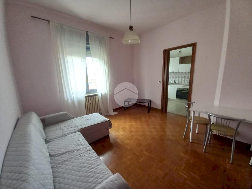 appartamento in affitto a Valenza