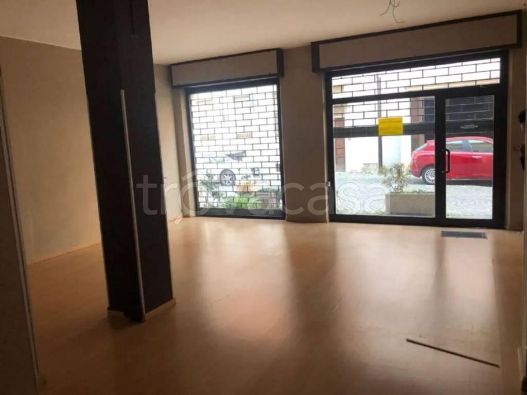 appartamento in affitto a Valenza