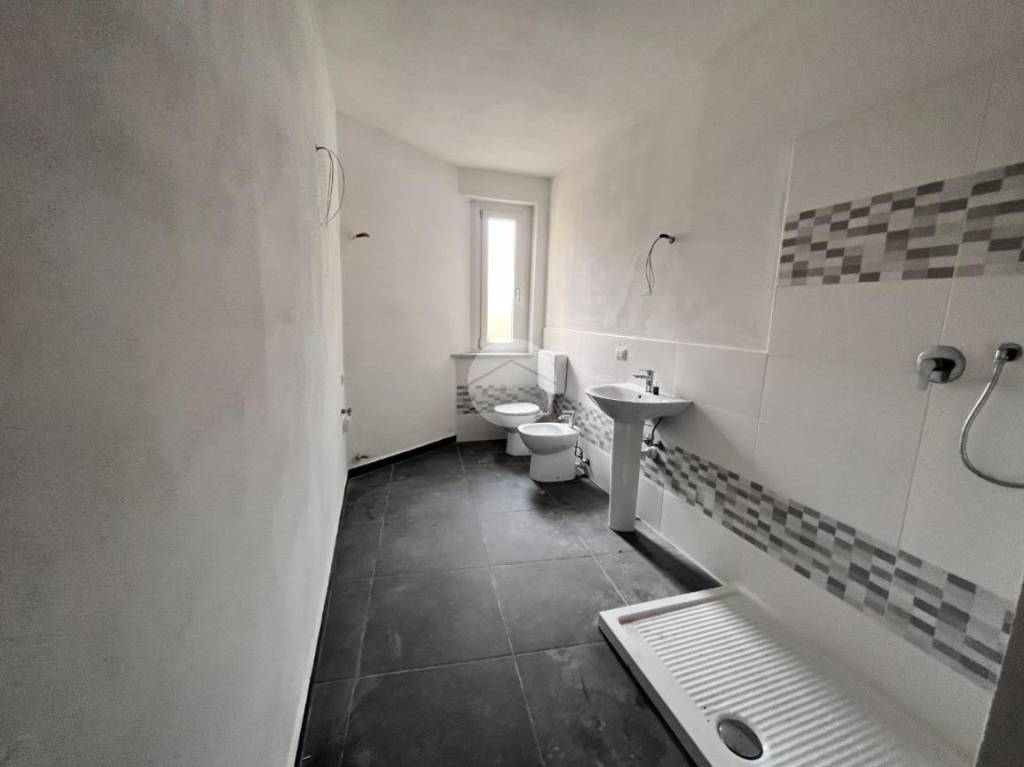 appartamento in affitto a Valenza