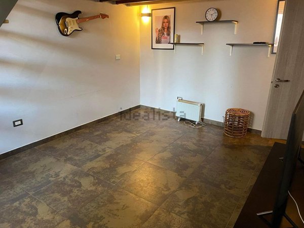 appartamento in affitto a Valenza