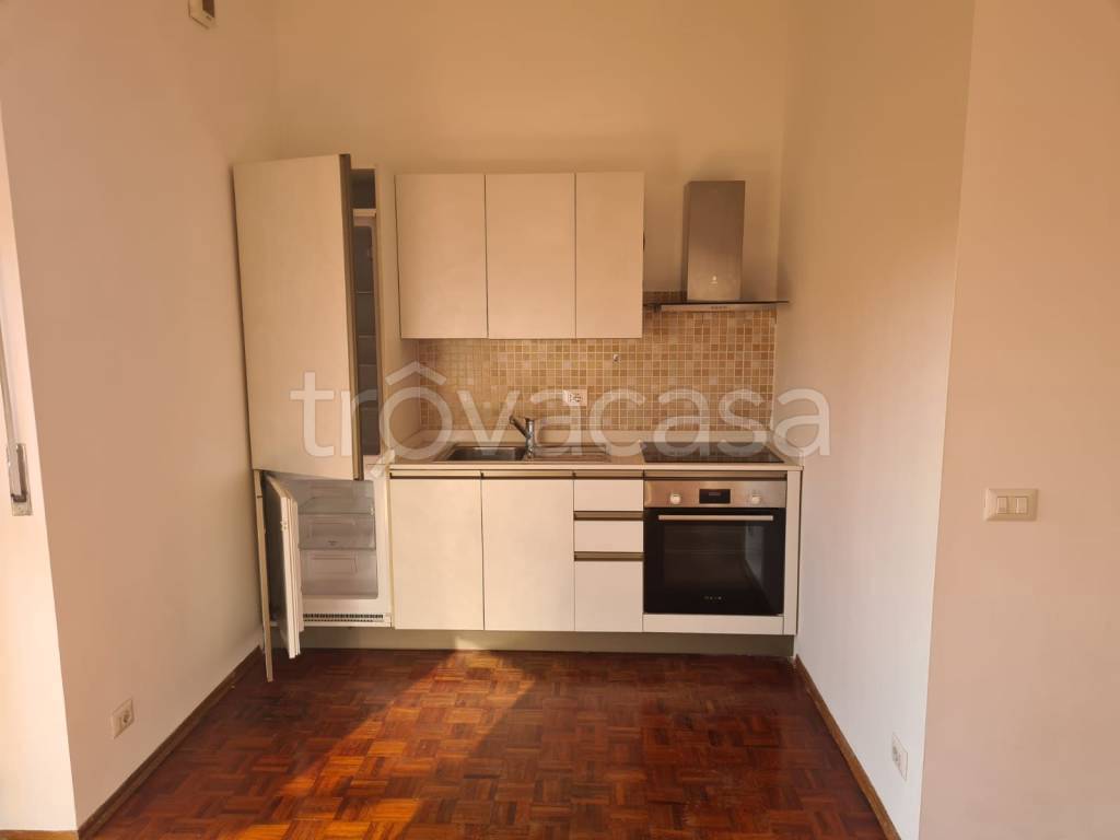 appartamento in affitto a Valenza