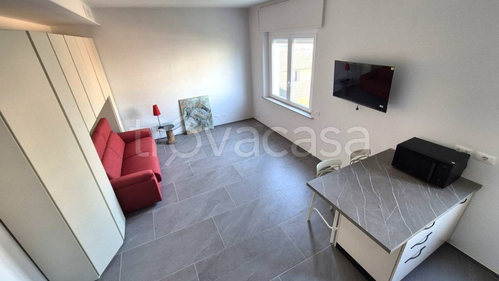 appartamento in affitto a Valenza