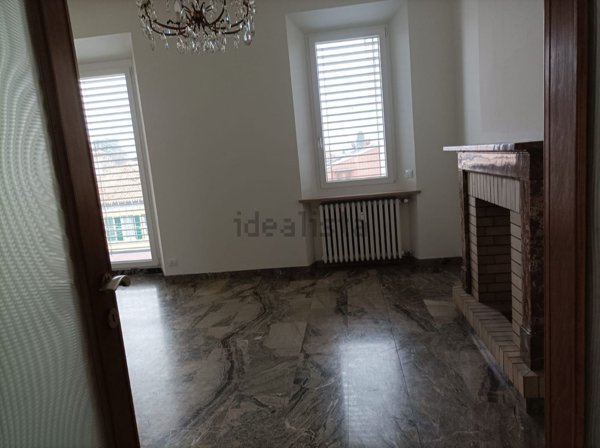 appartamento in affitto a Valenza