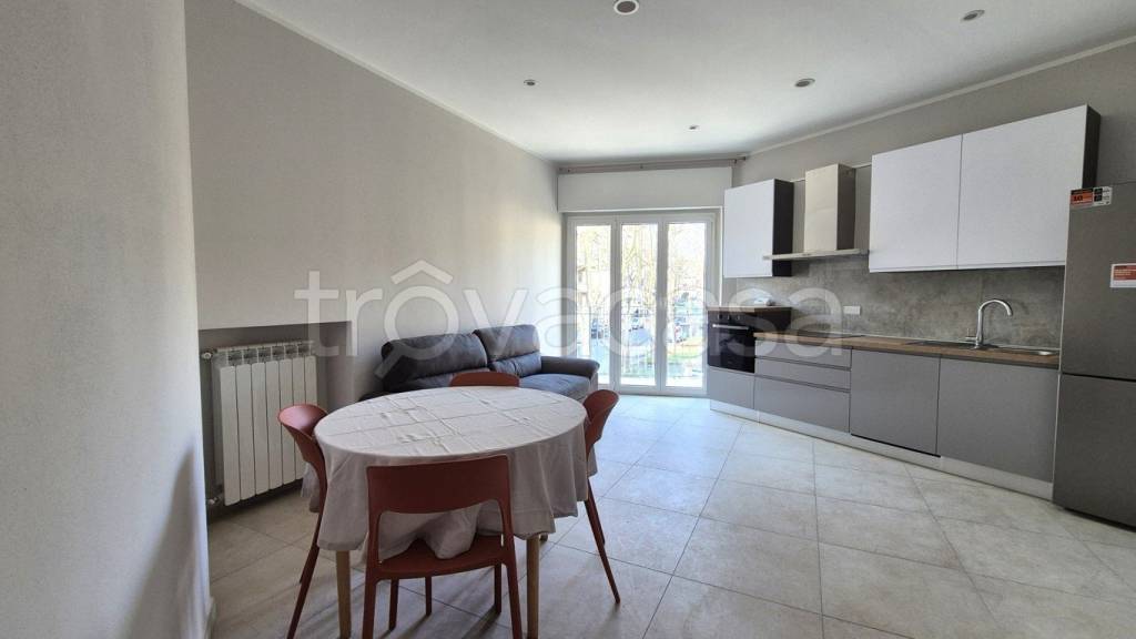 appartamento in affitto a Valenza