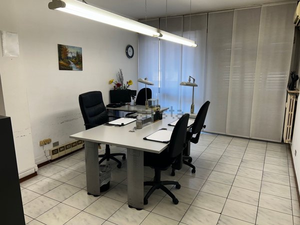 ufficio in affitto a Valenza