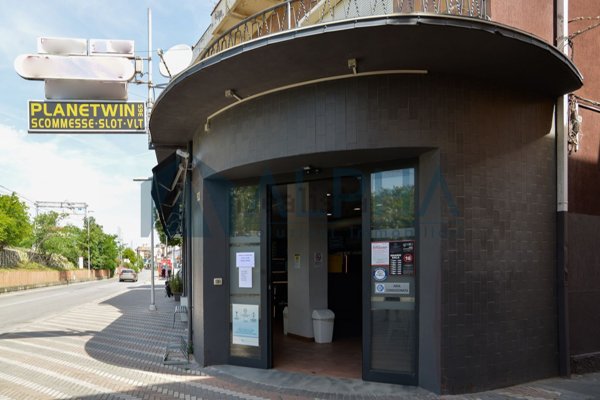 negozio in affitto a Bellaria-Igea Marina in zona Bellaria