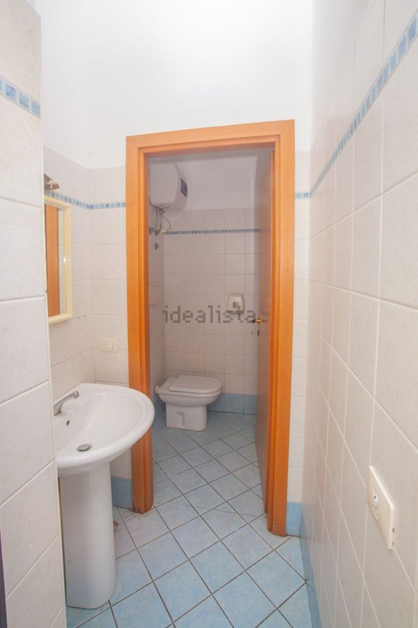 negozio in affitto a Cattolica