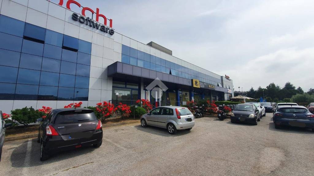 negozio in affitto a Coriano in zona Cerasolo