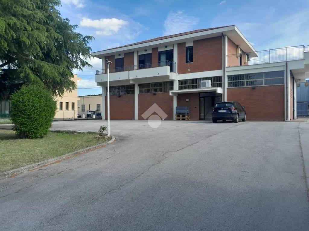 locale commerciale in affitto a Coriano in zona Cerasolo