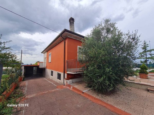 casa indipendente in affitto a Misano Adriatico in zona Scacciano