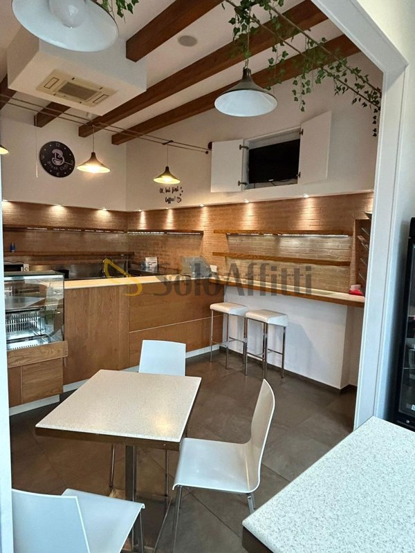 negozio in affitto a Misano Adriatico