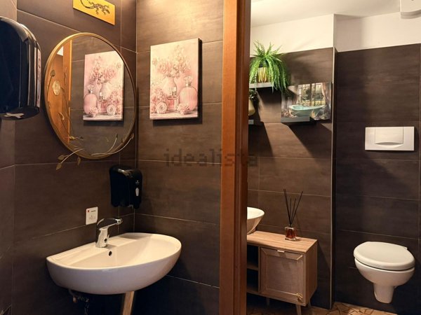 negozio in affitto a Misano Adriatico in zona Misano Monte