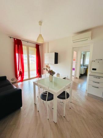 appartamento in affitto a Riccione in zona Alba