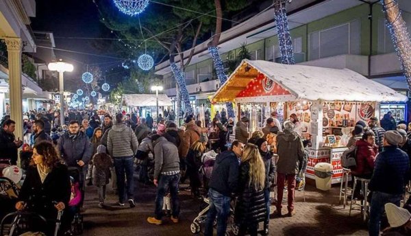 trivano in affitto a Riccione in zona Alba