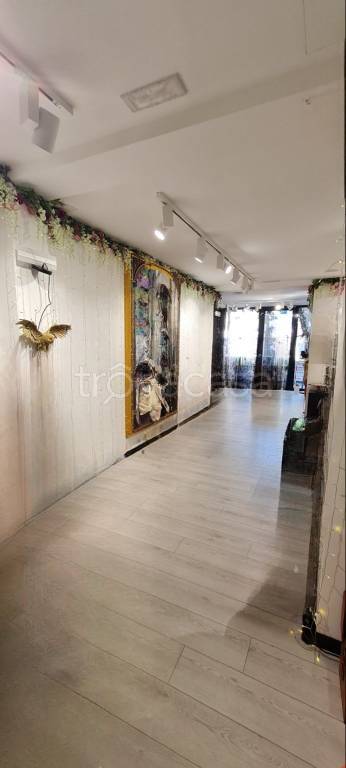 negozio in affitto a Riccione