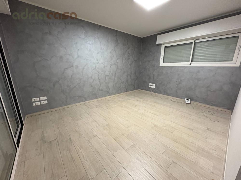 ufficio in affitto a Riccione in zona Centro Storico