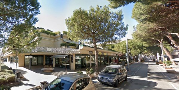 negozio in affitto a Riccione
