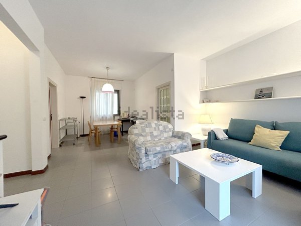appartamento in affitto a Riccione in zona Alba