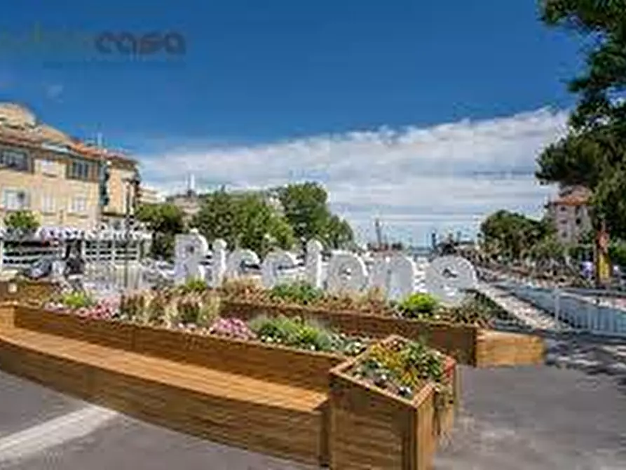 negozio in affitto a Riccione