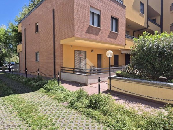 appartamento in affitto a Riccione in zona Marano