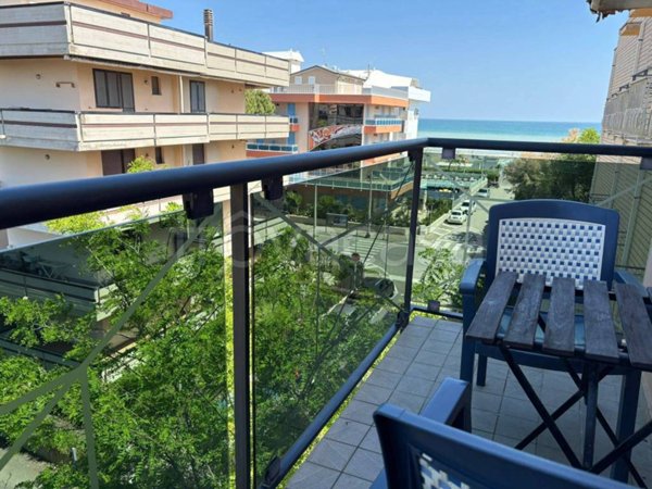 appartamento in affitto a Riccione in zona Alba