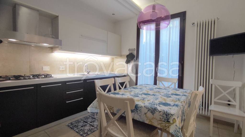 casa indipendente in affitto a Riccione in zona Alba