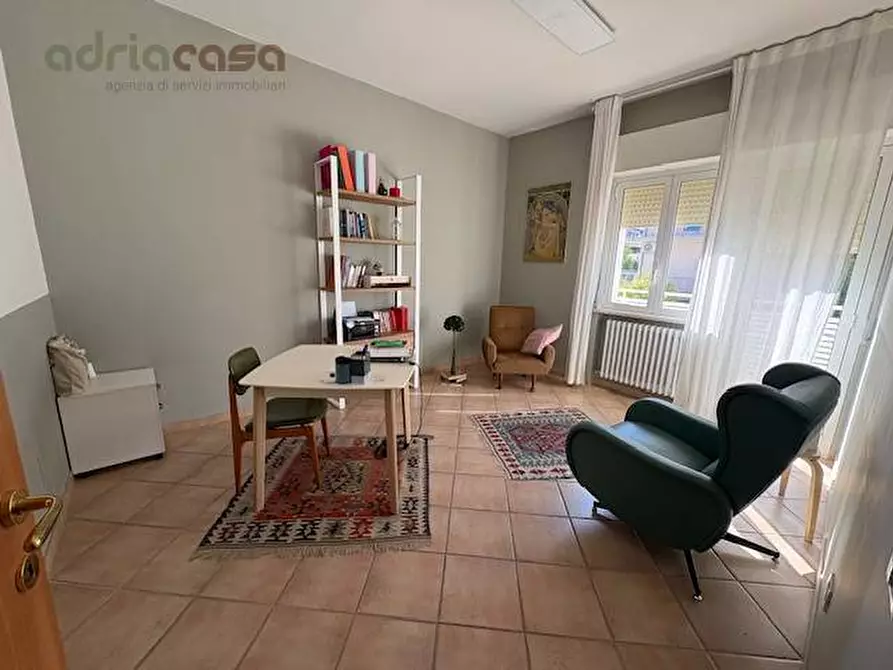 ufficio in affitto a Riccione