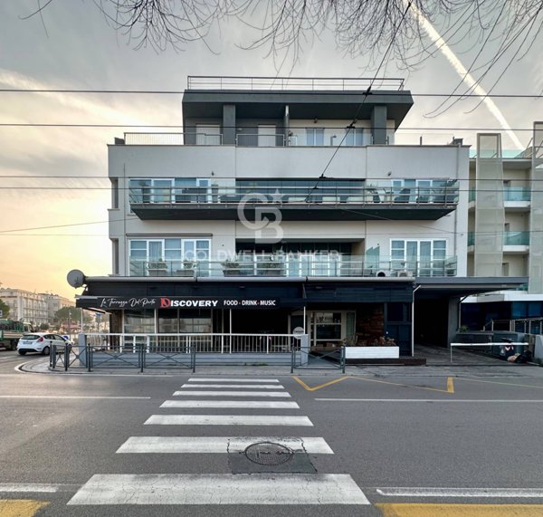 negozio in affitto a Riccione
